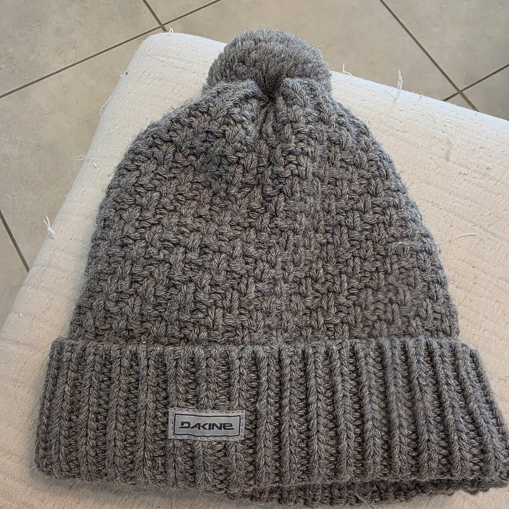 Dakine Gray Knit Beanie